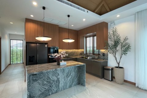 Chalet de 3 dormitorios en Hua Hin, Tailandia № 169950 - foto 11