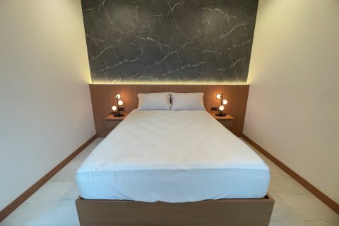 Chalet de 3 dormitorios en Hua Hin, Tailandia № 169951 - foto 11