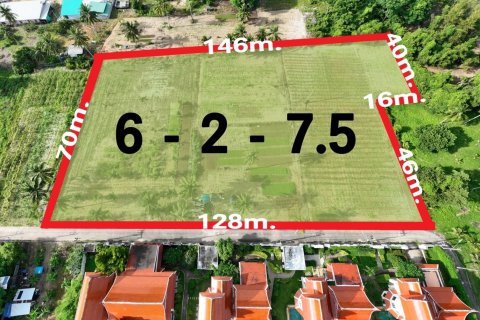 Grundstück in Mai Khao, Thailand 9600 m2 № 169386