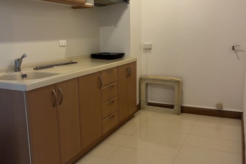 Estudio en el condominio en Bang Kho Laem, Bangkok, Tailandia № 169392 - foto 7