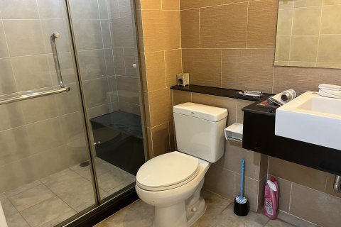 Estudio en el condominio en Bang Kho Laem, Bangkok, Tailandia № 169392 - foto 3