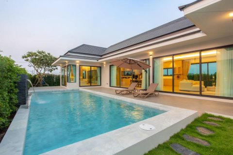 Villa in Pran Buri, Thailand 3 Schlafzimmer № 176809