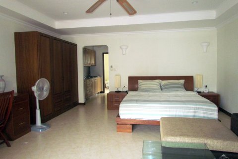 Estudio en el condominio en Jomtien Beach, Pattaya, Tailandia № 204109 - foto 2