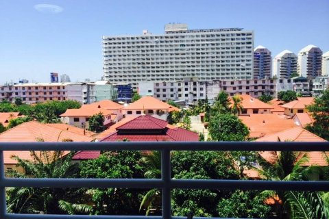 Estudio en el condominio en Jomtien Beach, Pattaya, Tailandia № 204518 - foto 2