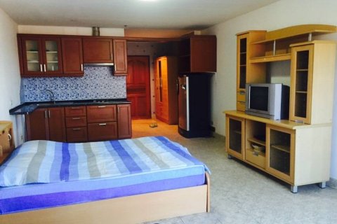 Estudio en el condominio en Jomtien Beach, Pattaya, Tailandia № 204518 - foto 3