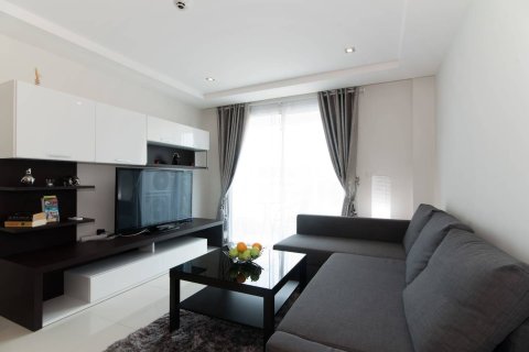 Condominio de 1 dormitorio en Pattaya, Tailandia № 204523 - foto 2