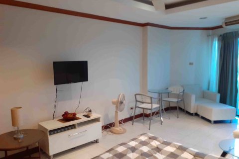 Estudio en el condominio en Jomtien Beach, Pattaya, Tailandia № 204519 - foto 2