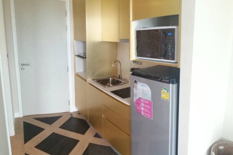 Condominio de 1 dormitorio en Jomtien Beach, Pattaya, Tailandia № 204517 - foto 10