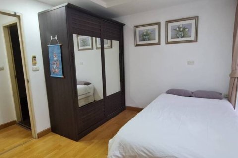 Condominio de 2 dormitorios en Khlong San, Bangkok, Tailandia № 146753 - foto 8