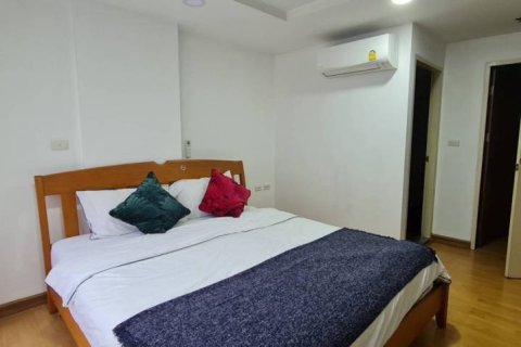 Condominio de 2 dormitorios en Khlong San, Bangkok, Tailandia № 146753 - foto 6