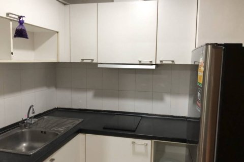 Condominio de 2 dormitorios en Khlong San, Bangkok, Tailandia № 146753 - foto 4
