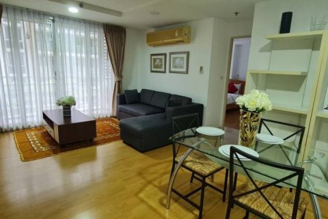 Condo in Khlong San, Bangkok, Thailand, 2 bedrooms  № 146753