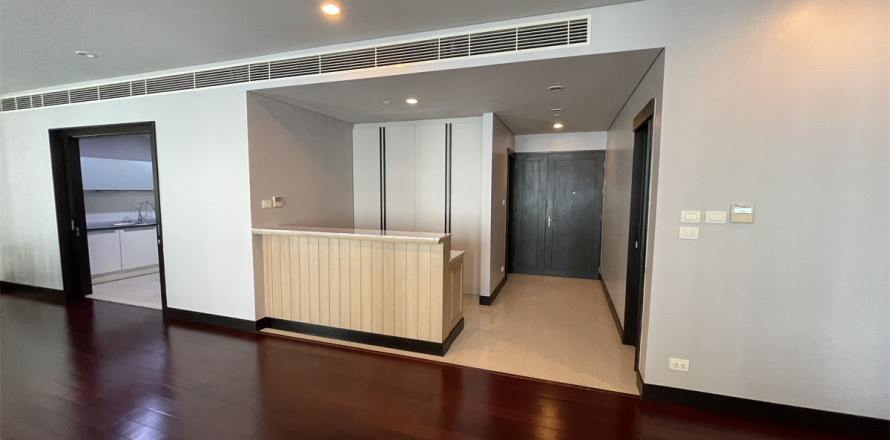 คอนโดมิเนียมในกรุงเทพฯ, ประเทศไทย, 3 ห้องนอน № 190081