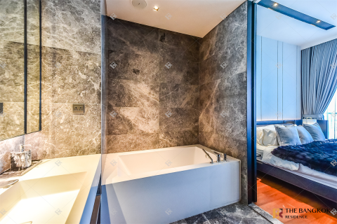 Condo in Bangkok, Thailand, 1 bedroom  № 190084 - photo 6