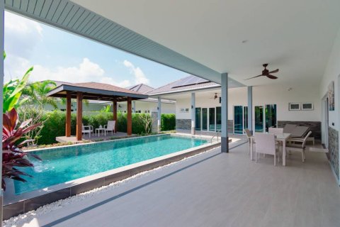 Chalet de 3 dormitorios en Hua Hin, Tailandia № 162892 - foto 2