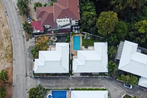 Chalet de 4 dormitorios en Hua Hin, Tailandia № 162898 - foto 7
