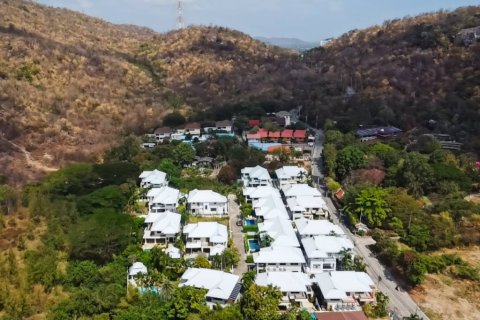 Chalet de 4 dormitorios en Hua Hin, Tailandia № 162898 - foto 5