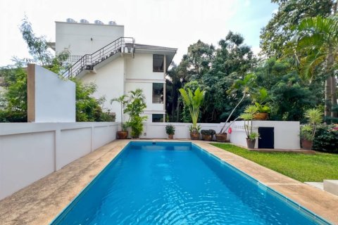 Chalet de 4 dormitorios en Hua Hin, Tailandia № 162898 - foto 10