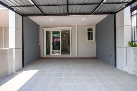 Casa de 4 dormitorios en Chiang Mai, Tailandia № 205516 - foto 9