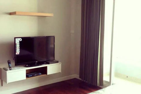 Studio in the Condo in Watthana, Bangkok, Thailand № 200569 - Foto 4
