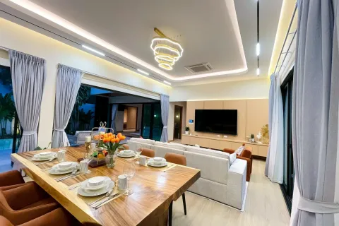Chalet de 3 dormitorios en Phuket, Tailandia № 179093 - foto 9
