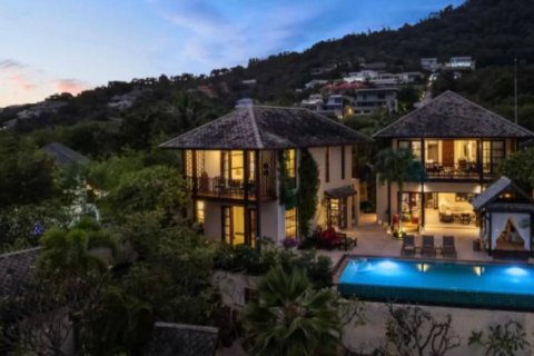 Chalet de 4 dormitorios en Surat Thani, Tailandia № 150884