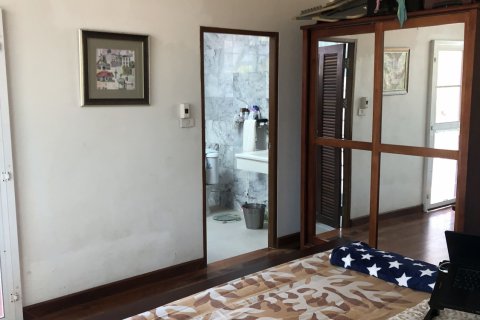 Casa de 3 dormitorios en Roi Et, Tailandia № 141005 - foto 25