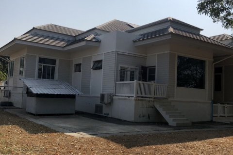 Casa de 3 dormitorios en Roi Et, Tailandia № 141005 - foto 3