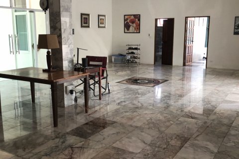 Casa de 3 dormitorios en Roi Et, Tailandia № 141005 - foto 14