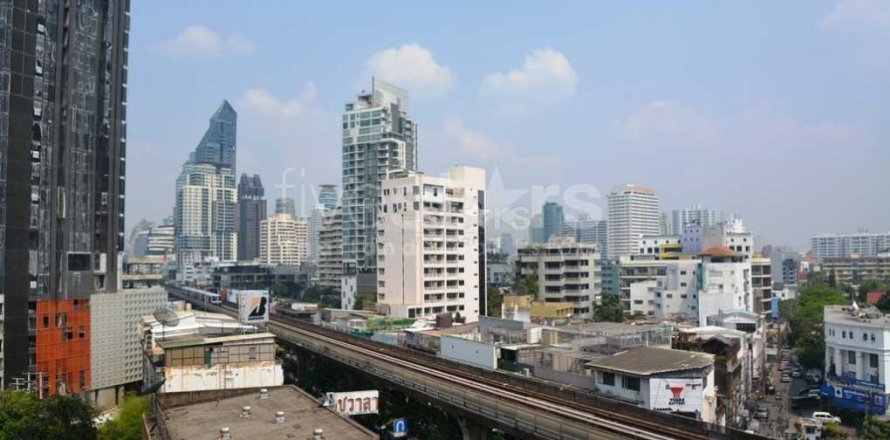 Condominio de 2 dormitorios en Bangkok, Tailandia № 66974