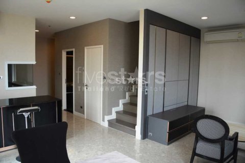 Condominio de 2 dormitorios en Bangkok, Tailandia № 66974 - foto 3
