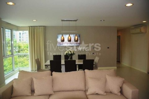 Condominio de 3 dormitorios en Bangkok, Tailandia № 66973 - foto 4