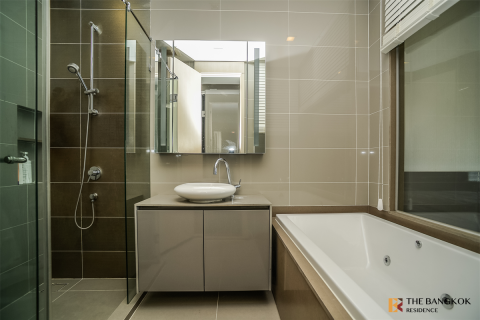 Condominio de 2 dormitorios en Bangkok, Tailandia № 188057 - foto 9