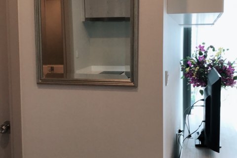 Condominio de 2 dormitorios en Phra Khanong, Bangkok, Tailandia № 143824 - foto 4
