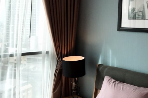 Condominio de 2 dormitorios en Phra Khanong, Bangkok, Tailandia № 143824 - foto 9