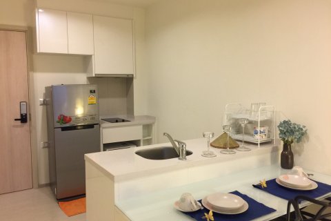Condominio de 1 dormitorio en Bangkok, Tailandia № 143825 - foto 7