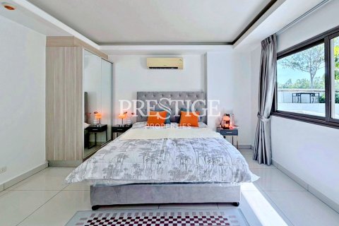 Condominio de 1 dormitorio en Pattaya, Tailandia № 209007 - foto 7