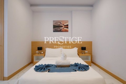House in Pattaya, Thailand 4 bedrooms № 198142 - photo 20