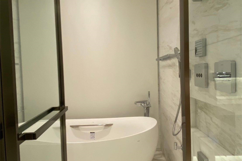 Condo in Bangkok, Thailand, 2 bedrooms № 189903 - photo 5