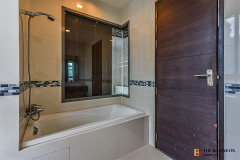 Condominio de 2 dormitorios en Bangkok, Tailandia № 186523 - foto 4