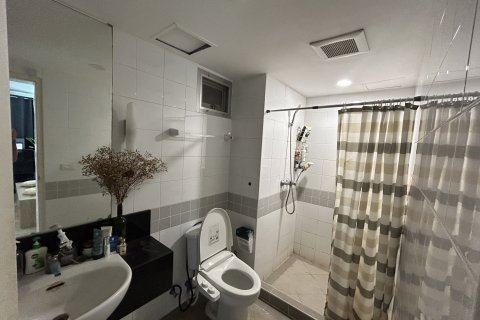 Studio in the Condo in Watthana, Bangkok, Thailand  № 160924 - Foto 7