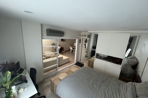 Studio in the Condo in Watthana, Bangkok, Thailand  № 160924 - Foto 6