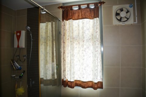 Condominio de 2 dormitorios en Bangkok, Tailandia № 66807 - foto 13