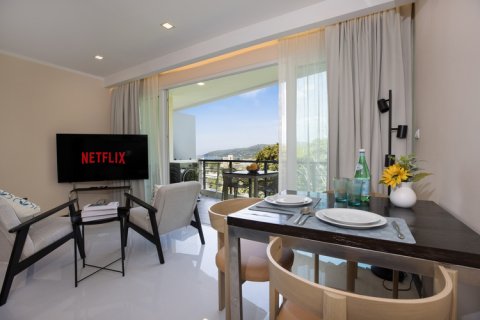Apartamento de 2 habitaciones en Pattaya, Tailandia № 233871