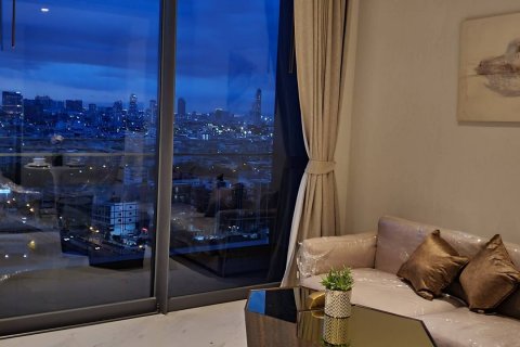 Estudio en el condominio en Bang Kho Laem, Bangkok, Tailandia № 145654 - foto 2