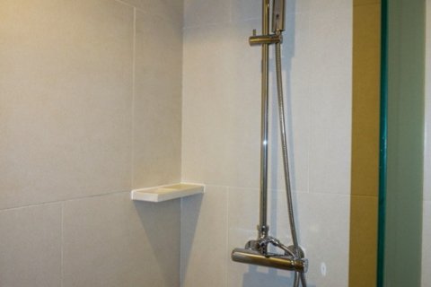 Condominio de 2 dormitorios en Bangkok, Tailandia № 66796 - foto 11