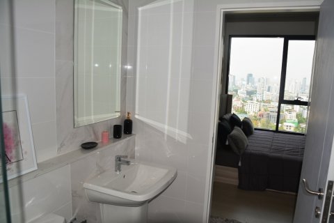 Condominio de 1 dormitorio en Bangkok, Tailandia № 66801 - foto 14