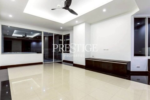 Condo à Pattaya, Thaïlande, 3 chambres № 197971 - photo 13