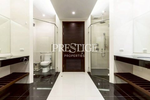 Condo à Pattaya, Thaïlande, 3 chambres № 197971 - photo 17