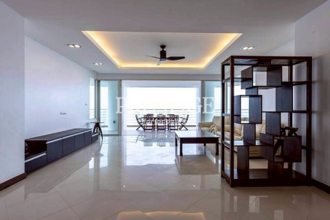 Condo à Pattaya, Thaïlande, 3 chambres № 197971 - photo 2